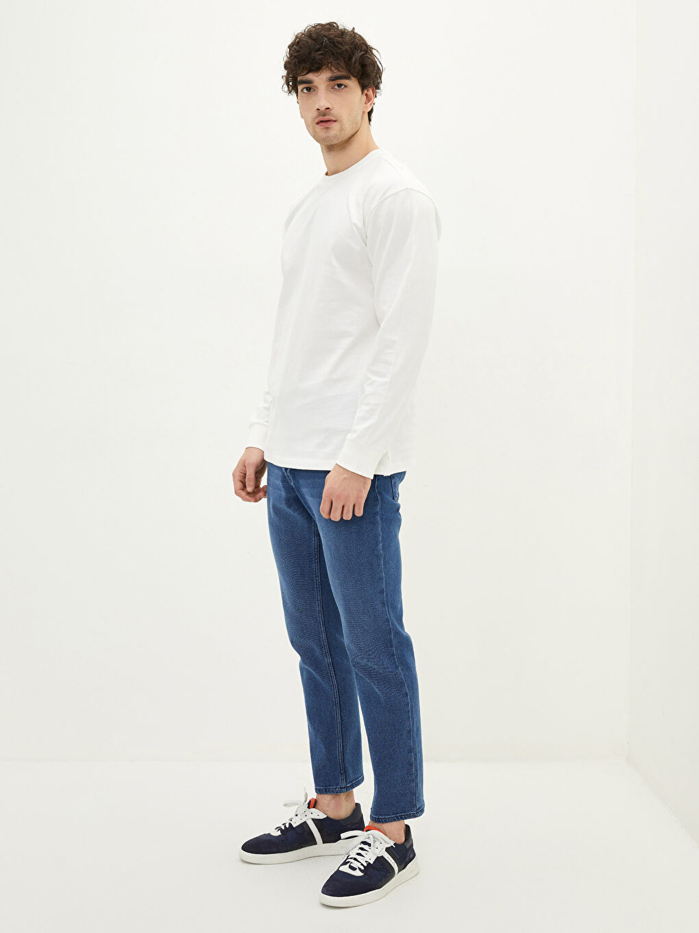 Oversize Crew Neck Long Sleeve Men's Sweatshirt-1