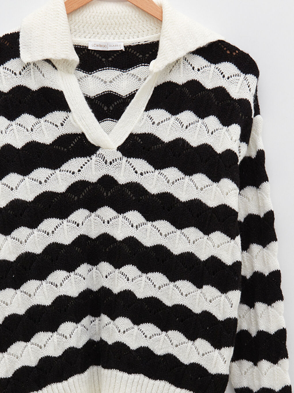 LCWAIKIKI Classic Rollkragen Gestreift Langarm Für Damen Strickpullover -S2BJ15Z8-EEW