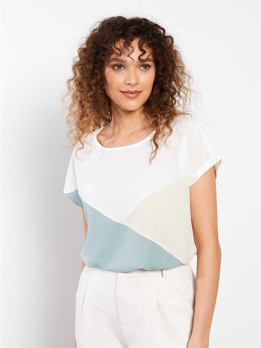 Crew Neck Color Block Short Sleeve Crepe Women's T-Shirt-1