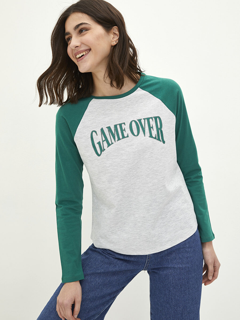 Crew Neck Long Sleeve Women's T-shirt with Color Block-1