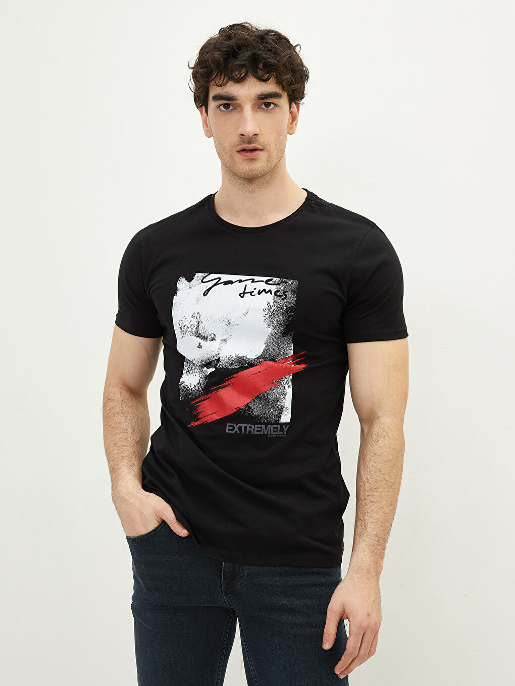 Siyah Bisiklet Yaka Kısa Kollu Baskılı Penye Erkek Tişört-1