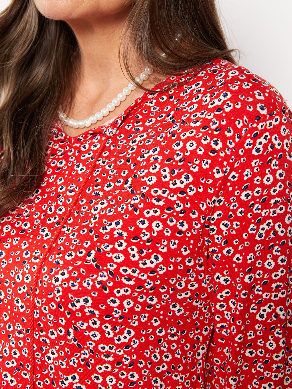 Blouse à Col Lavallière à Motifs et Manches Longues pour Femmes-3