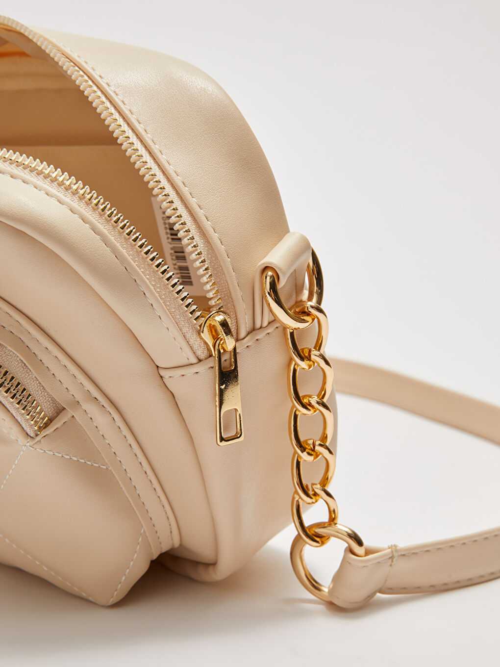 Deri Görünümlü Kapitone Detaylı Kadın Çapraz Çanta-6