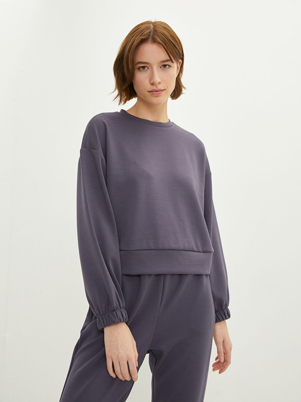 Crew Neck Plain Long Sleeve Women's Sweatshirt-1