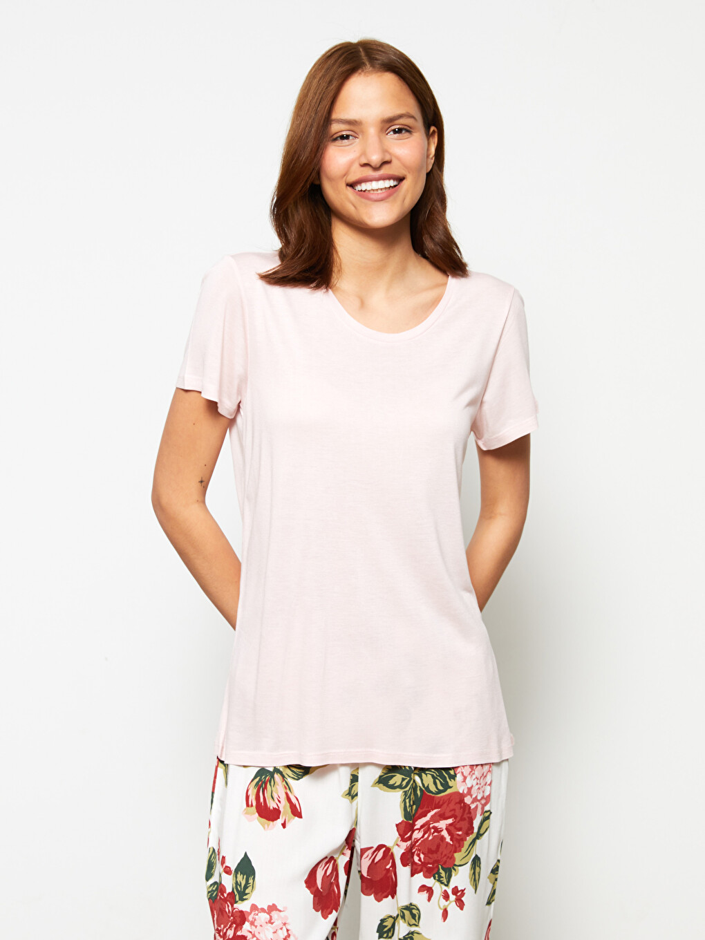 Crew Neck Floral Short Sleeve Viscose Women's Pyjamas Set-1