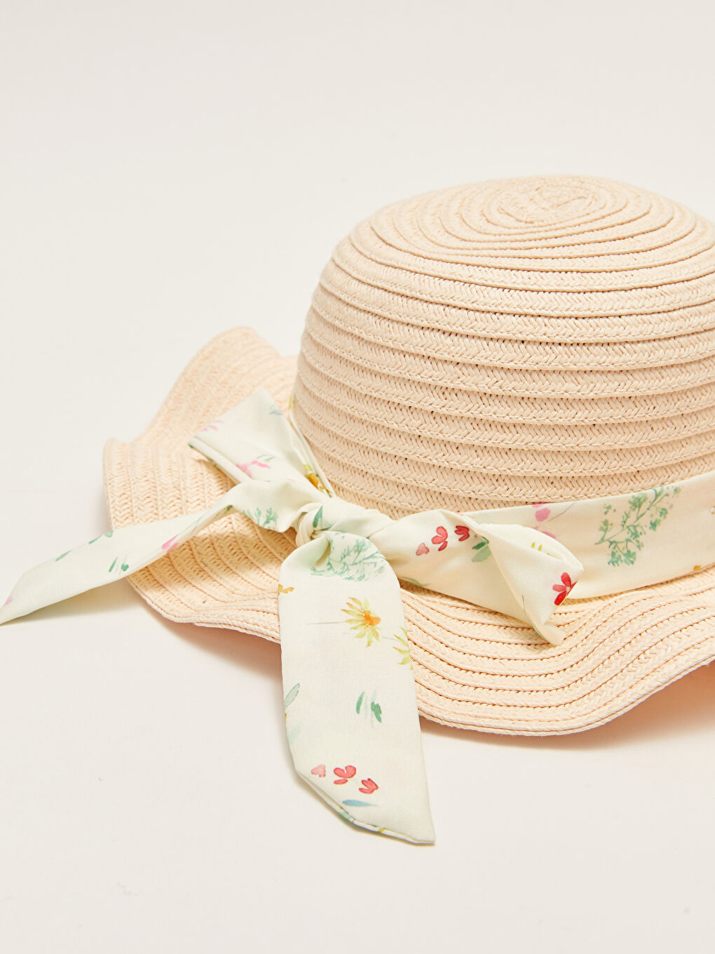 Chapeau en Paille Imprimé avec Détails de Passepoil pour Fille-4