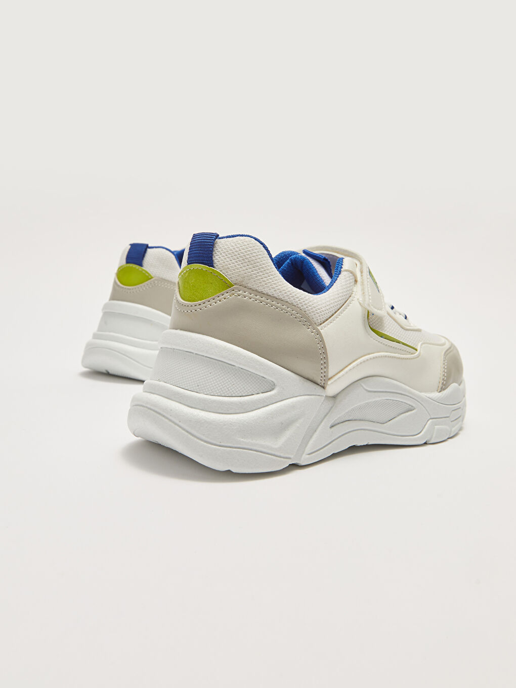 Beyaz Renk Bloklu Bağcık ve Cırt Cırtlı Erkek Çocuk Spor Ayakkabı-4
