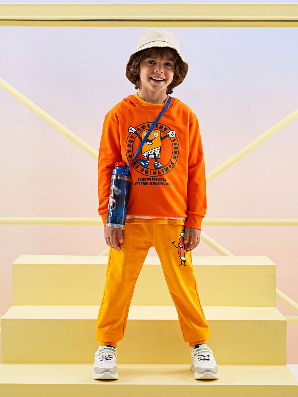 Beyaz Renk Bloklu Bağcık ve Cırt Cırtlı Erkek Çocuk Spor Ayakkabı