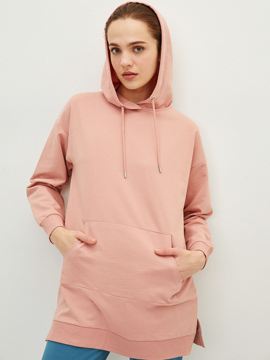 Pembe Kapüşonlu Düz Uzun Kollu Oversize Kadın Sweatshirt Tunik
