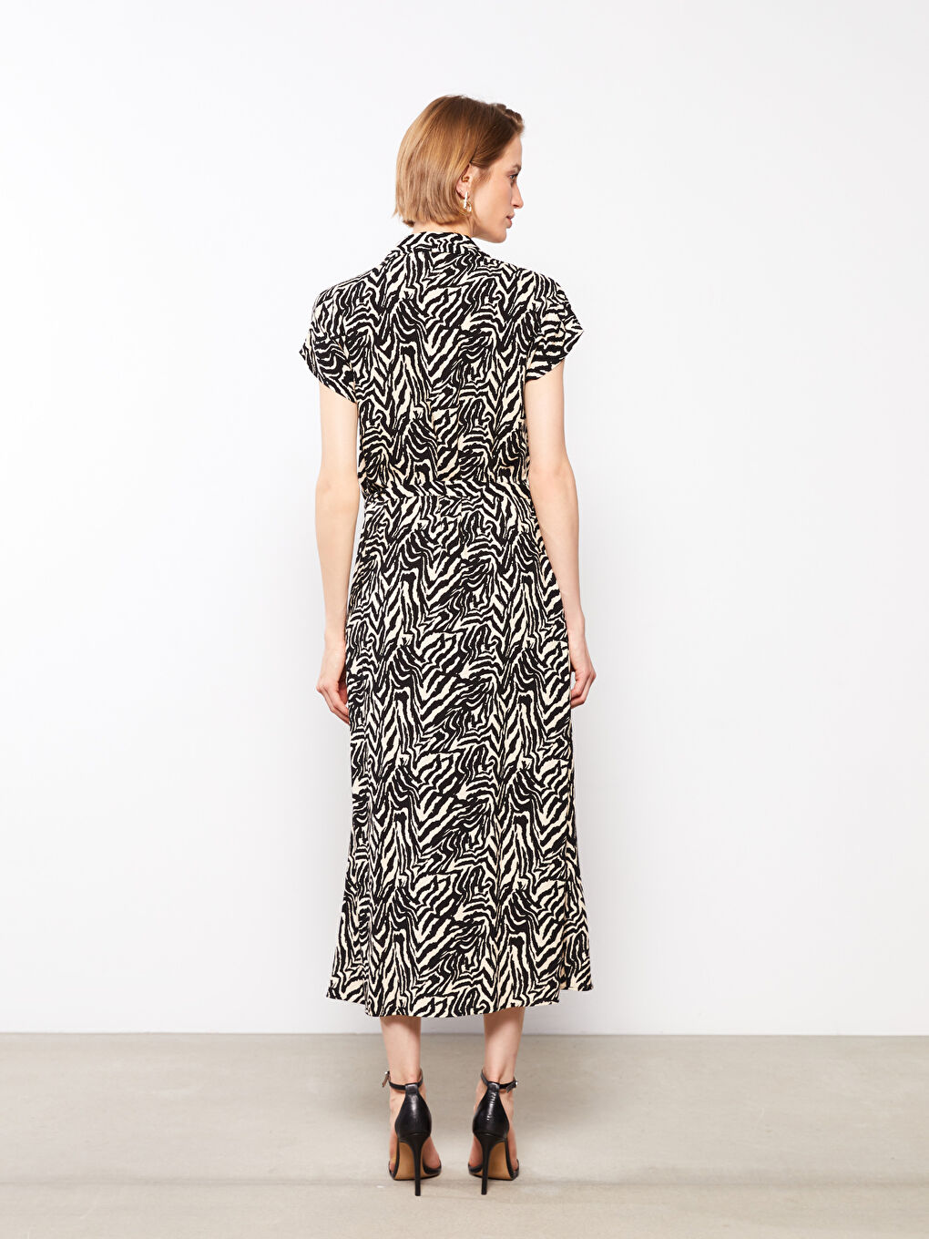 Robe de chemise en viscose à manches courtes à motifs pour femme-4