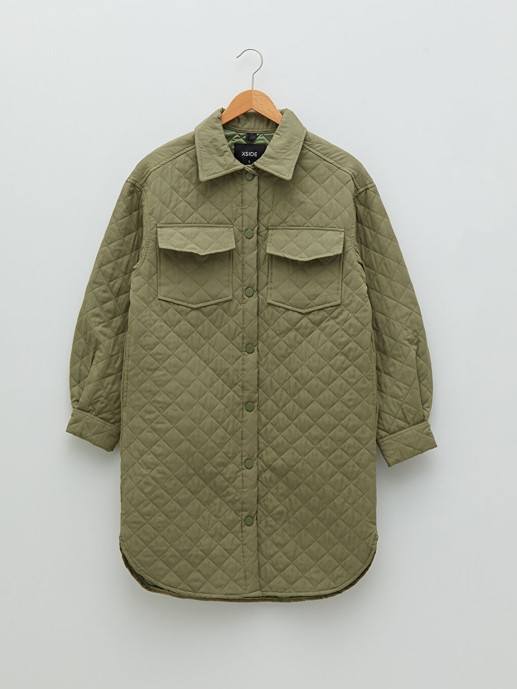 Yeşil Gömlek Yaka Kapitone Desenli Uzun Kollu Kadın Mont-6