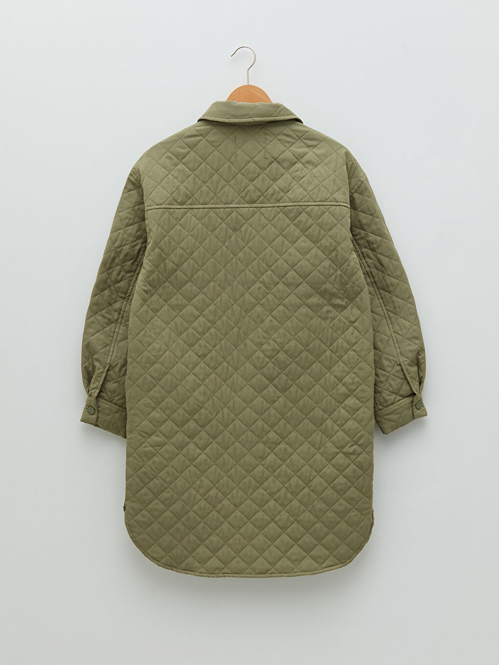 Yeşil Gömlek Yaka Kapitone Desenli Uzun Kollu Kadın Mont-7