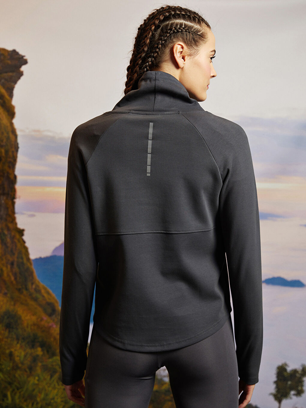 LCW OUTDOOR Monk Collar Straight Long Sleeve Women's Outdoor Sweatshirt -S2BP51Z8-HJU