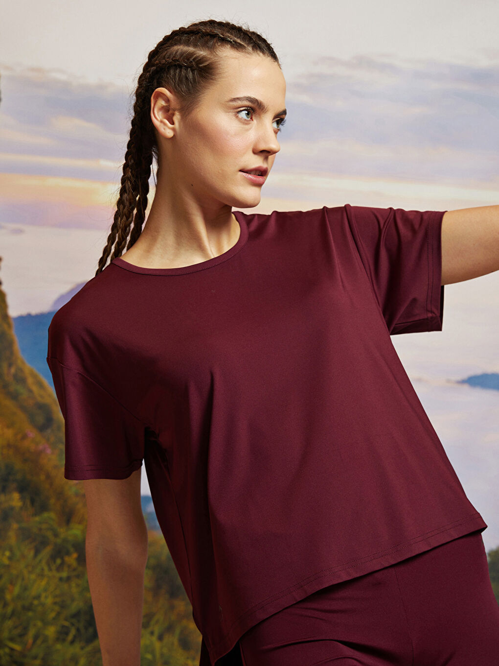 LC Waikiki Crew Neck Printed Short Sleeve Women's Outdoor T-Shirt -S2BP56Z8-R3J