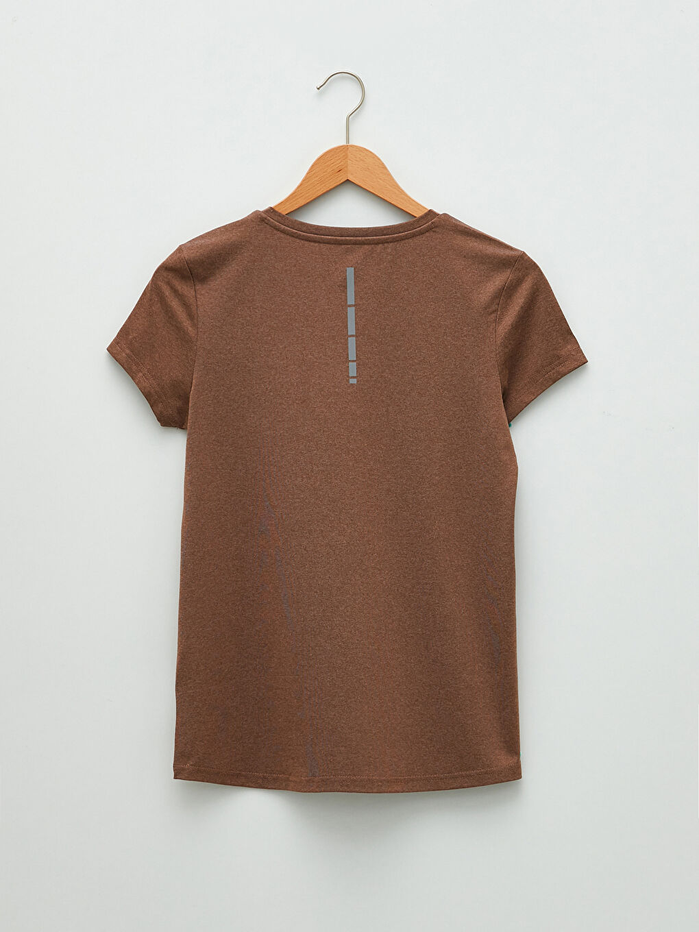 V Yaka Baskılı Kısa Kollu Kadın Outdoor Tişört-5