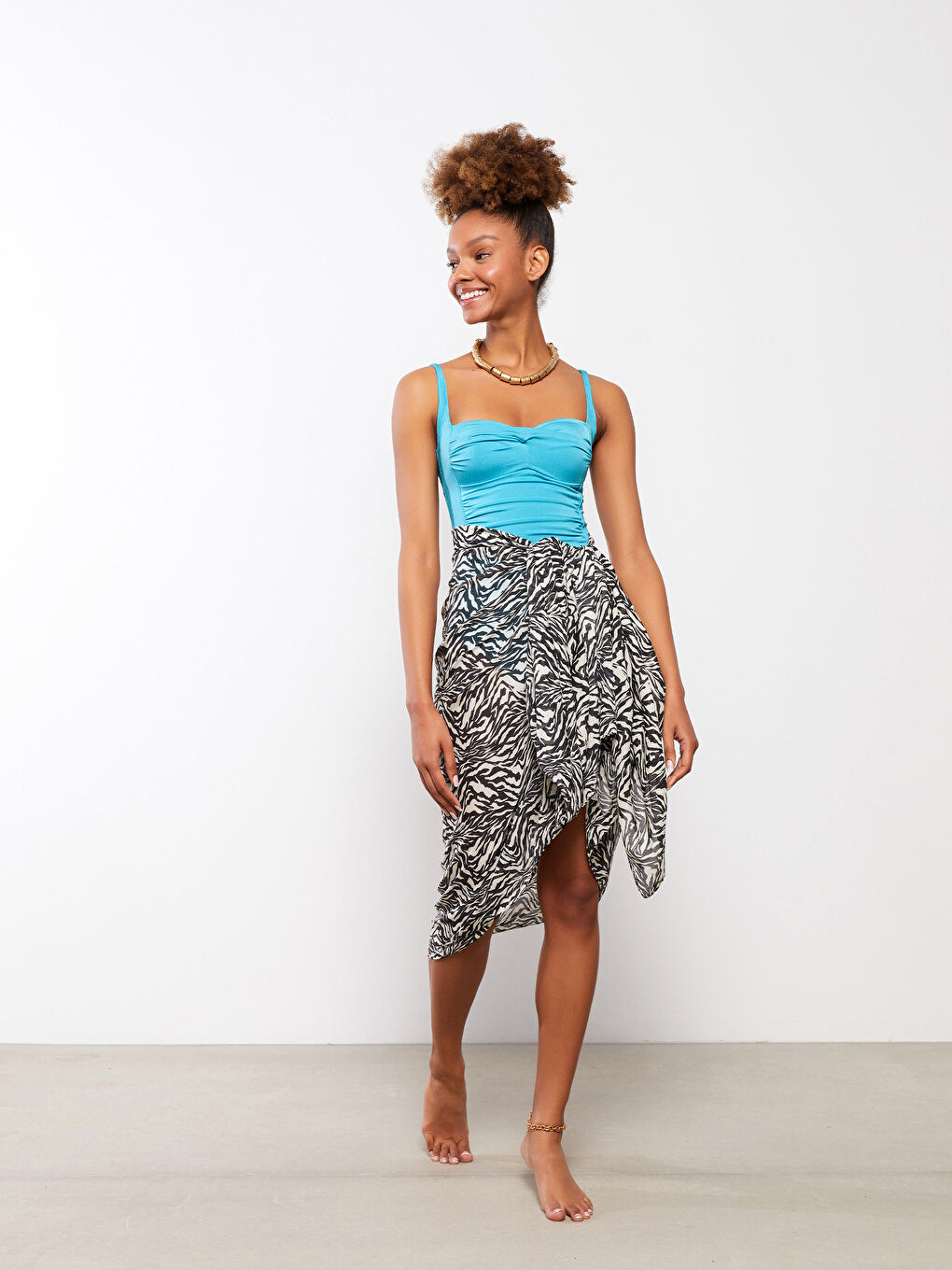 Bej Desenli Poplin Kadın Pareo-1