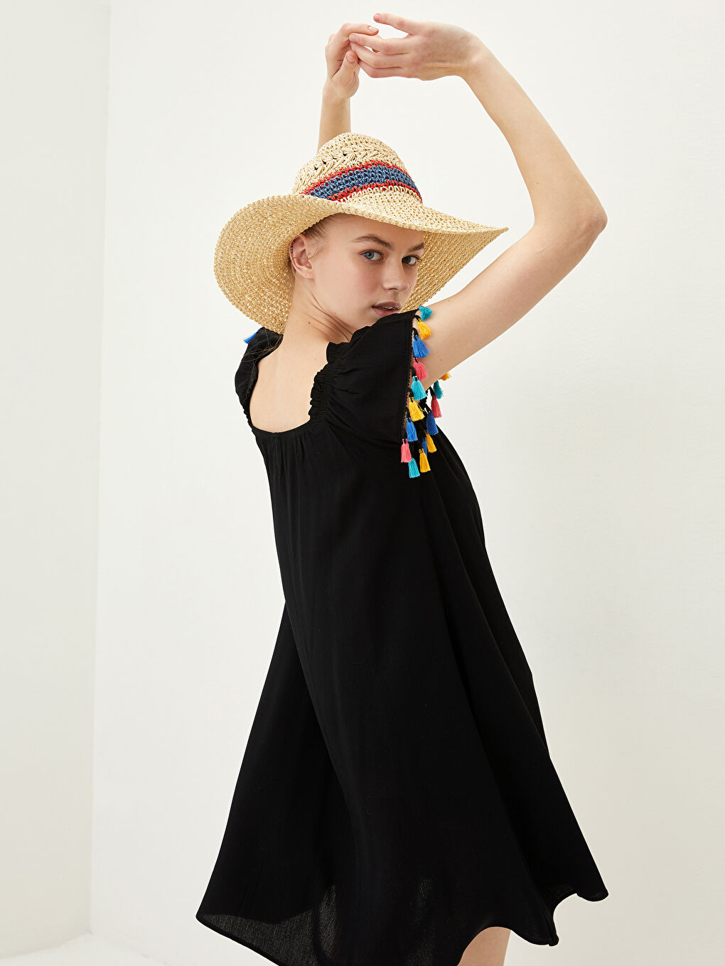 Siyah Kayık Yaka Düz Kısa Kollu Viskon Kadın Plaj Elbisesi-4