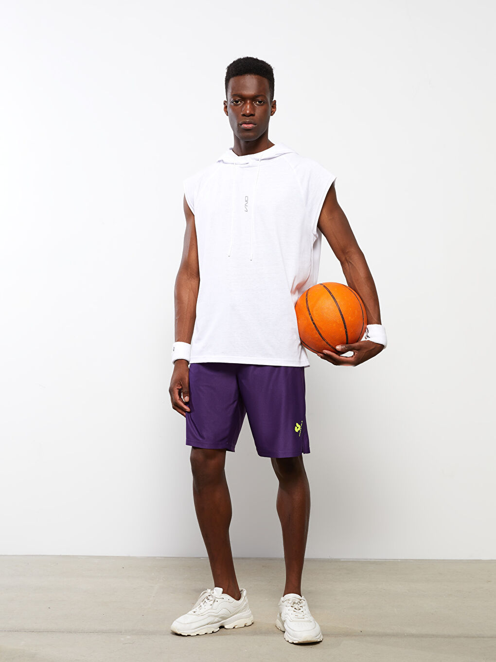Standard Fit Printed Men's Shorts