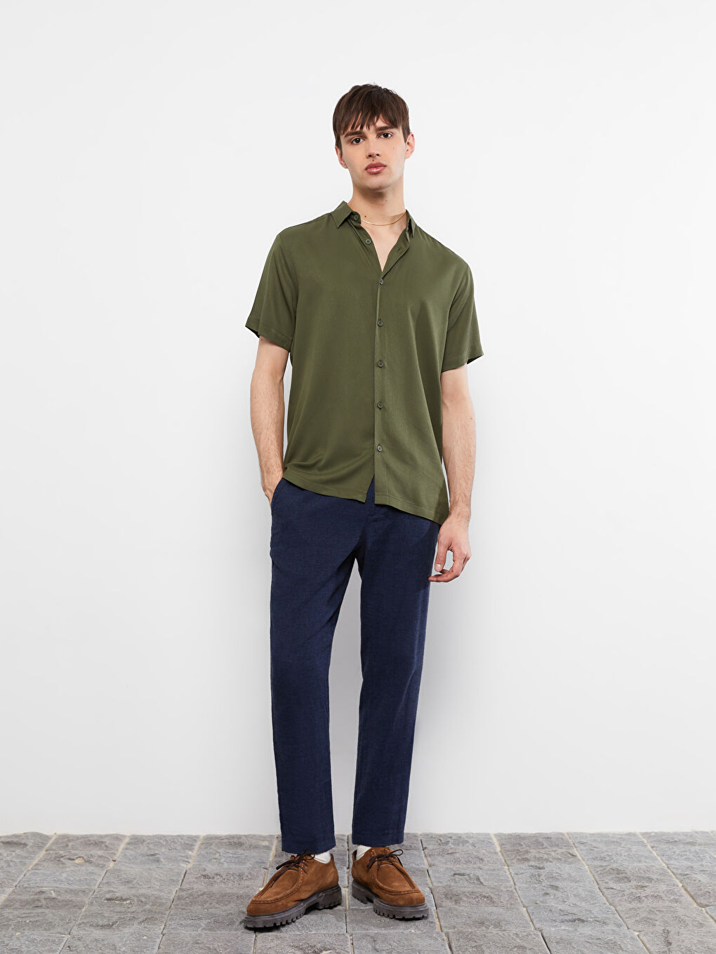 Haki Regular Fit Kısa Kollu Gabardin Erkek Gömlek