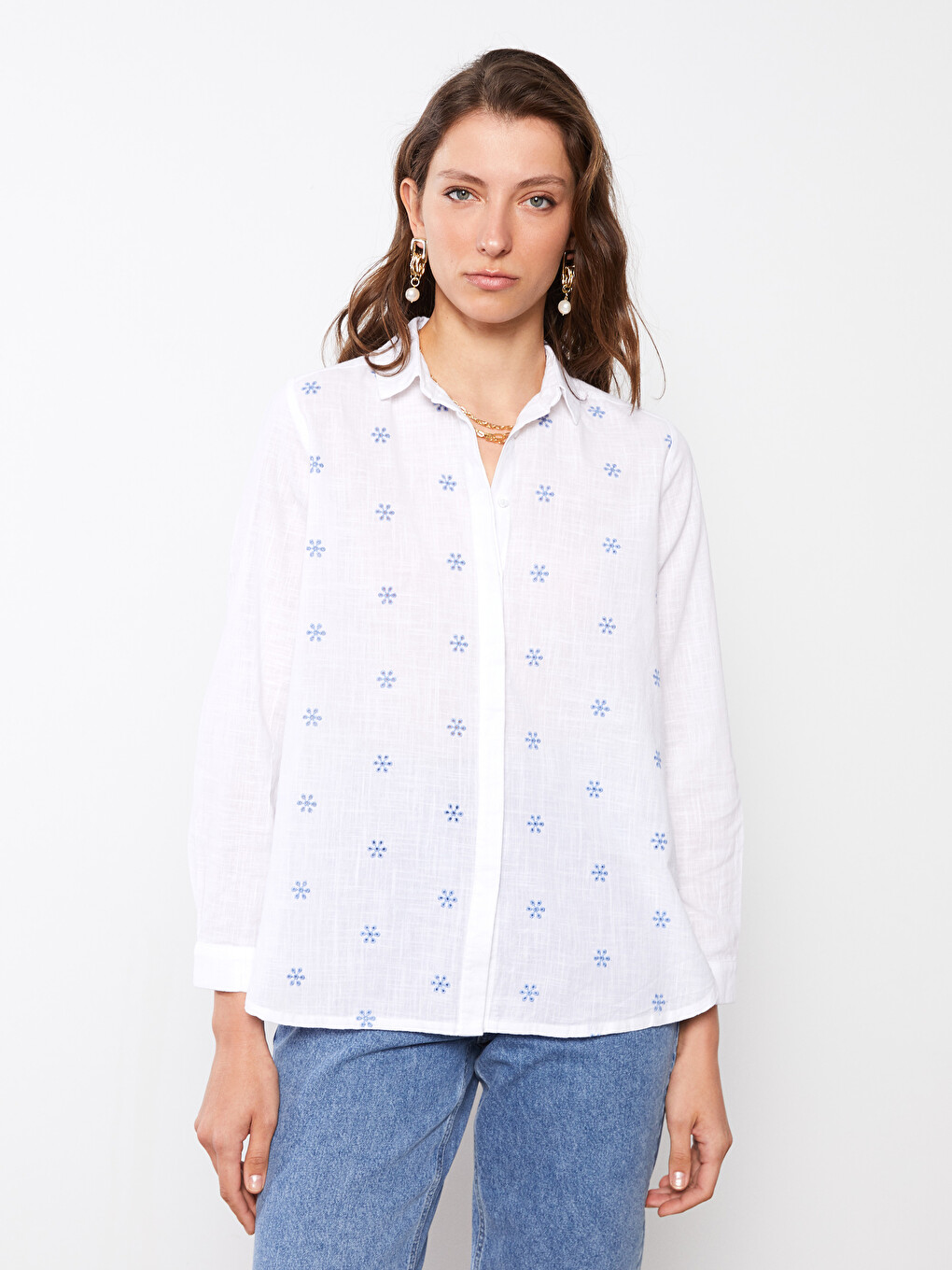 AMI Paris - Chemise en popeline bleu à logo brodé