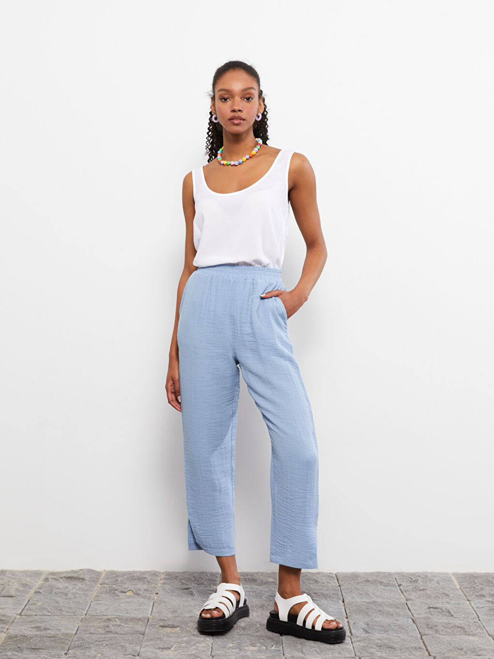 Elastic Waist Comfortable Fit Straight Pocket Women's Trousers Detailed-1