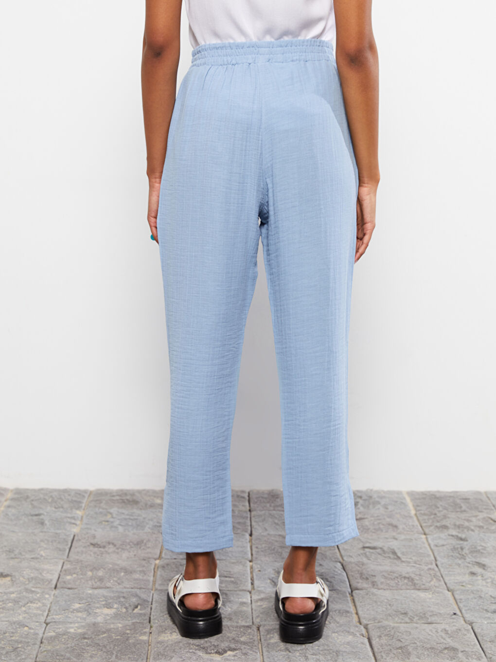 Elastic Waist Comfortable Fit Straight Pocket Women's Trousers Detailed-3