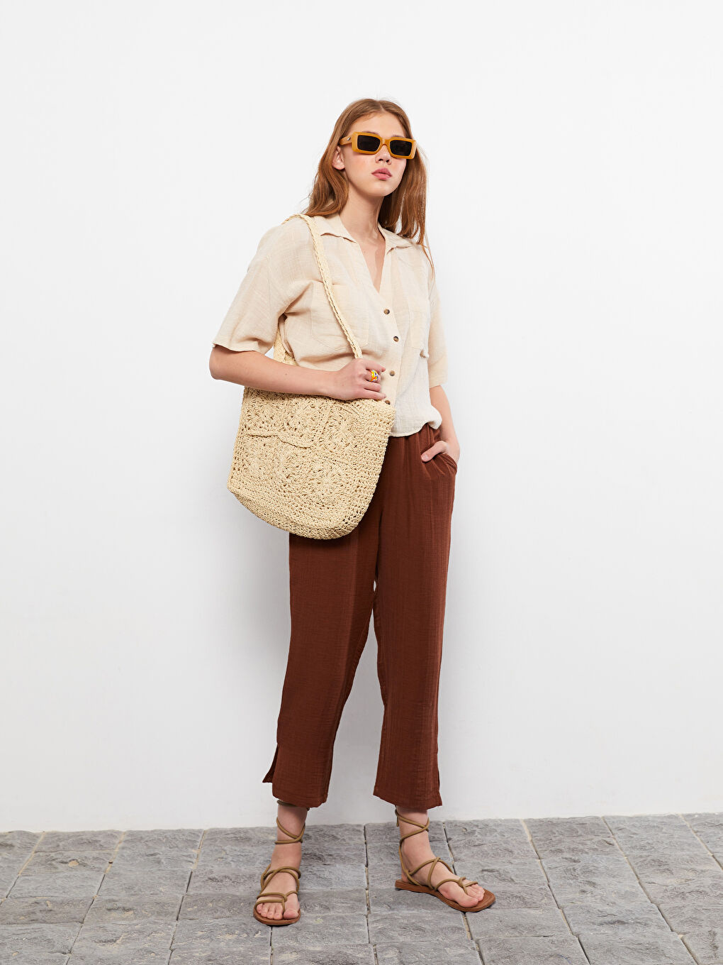 Elastic Waist Comfortable Fit Straight Pocket Women's Trousers Detailed-1