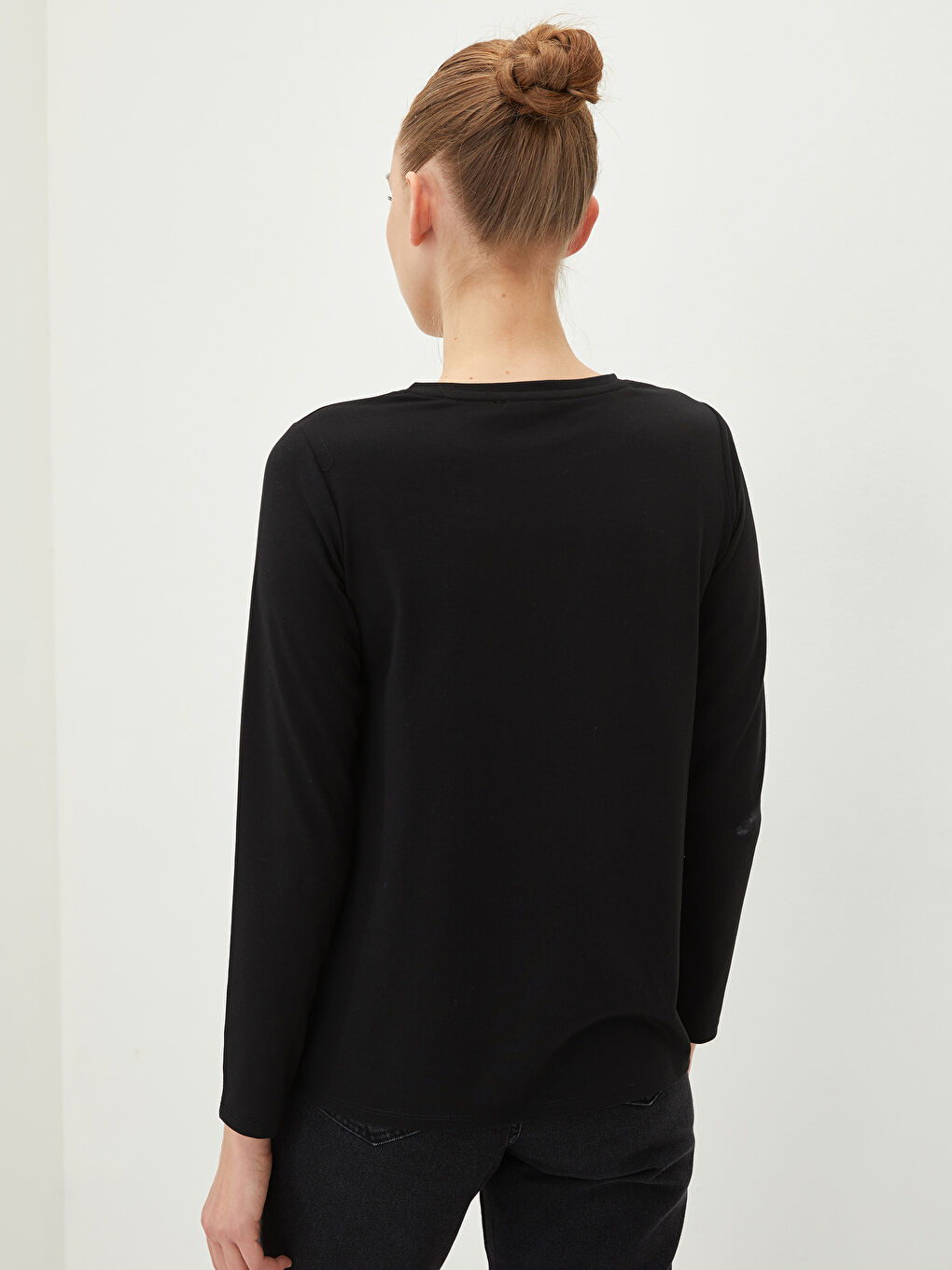 әйелдерге арналған ұзын жеңді дөңгелек жағалы әріп принтті футболка-2