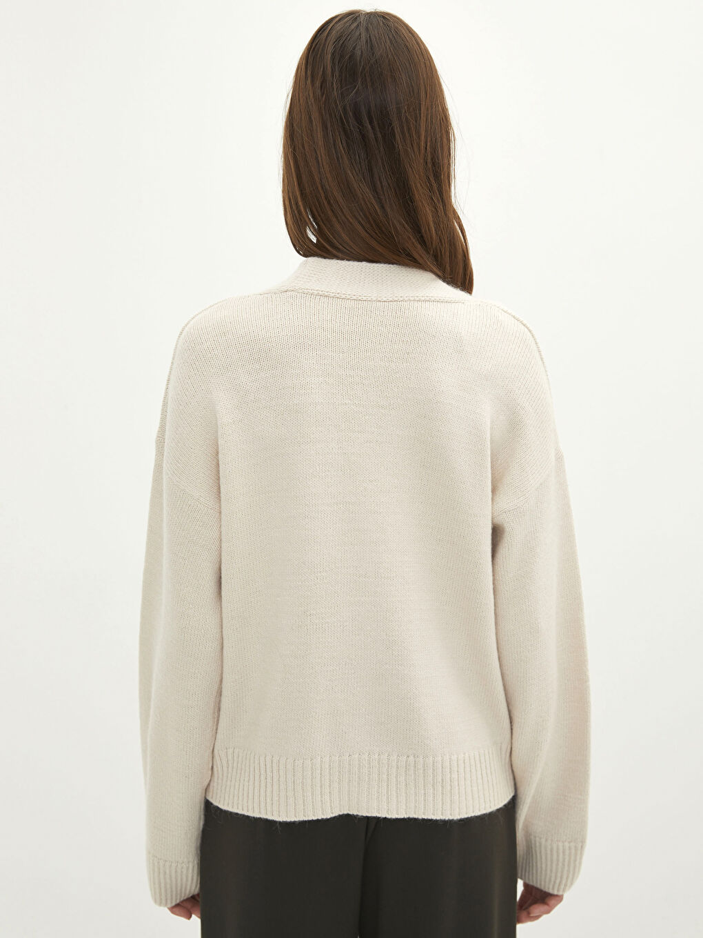 V-Neck Pocket Detailed Women's Knitwear Cardigan-4