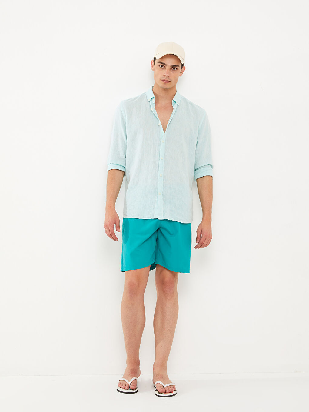LCW SWIMWEAR Yeşil Diz Hizası Boy Basic Erkek Deniz Şortu