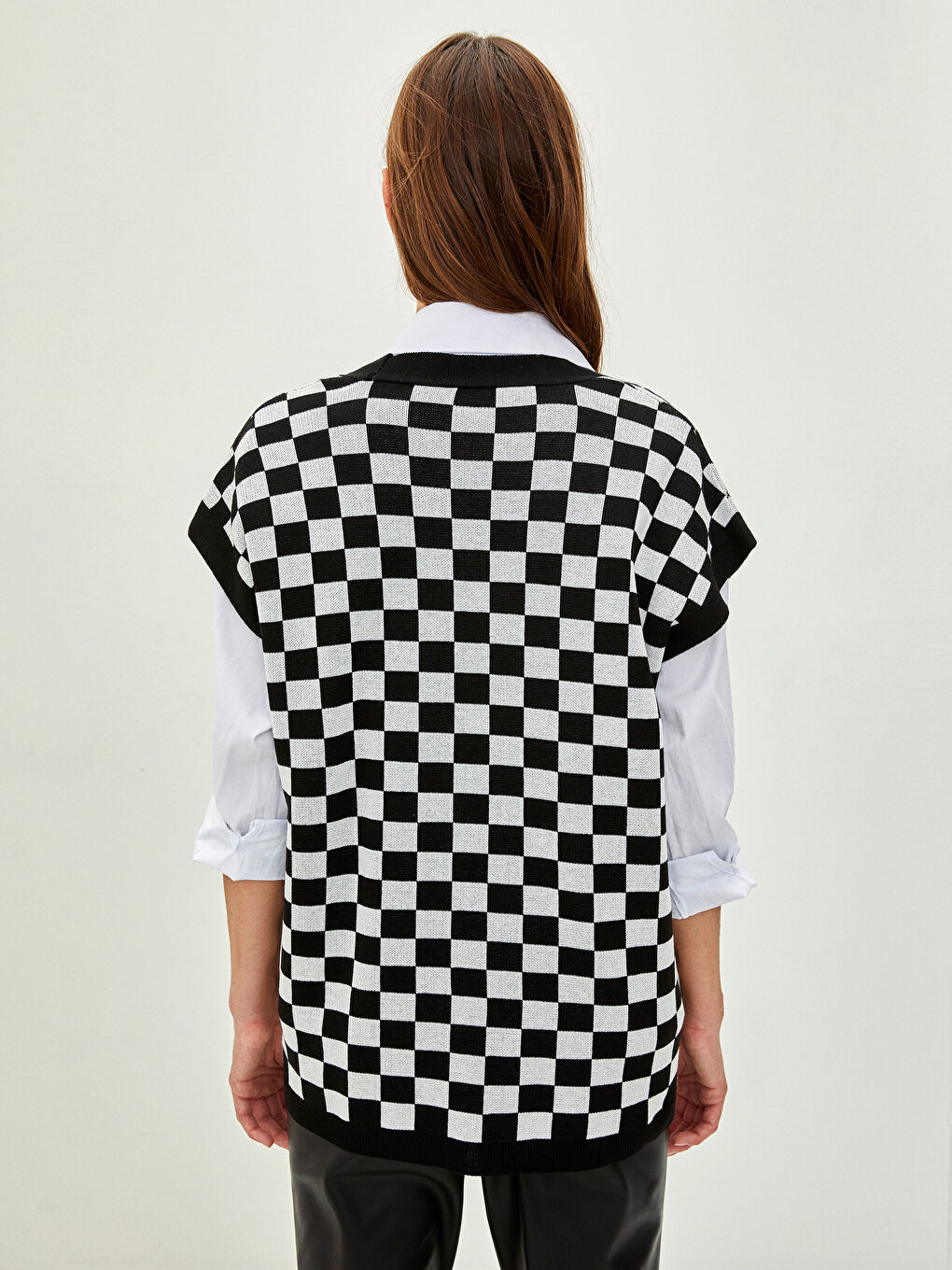 LC Waikiki V Neck Plaid Women's Knitwear Waistcoat -S2BR36Z8-CVL