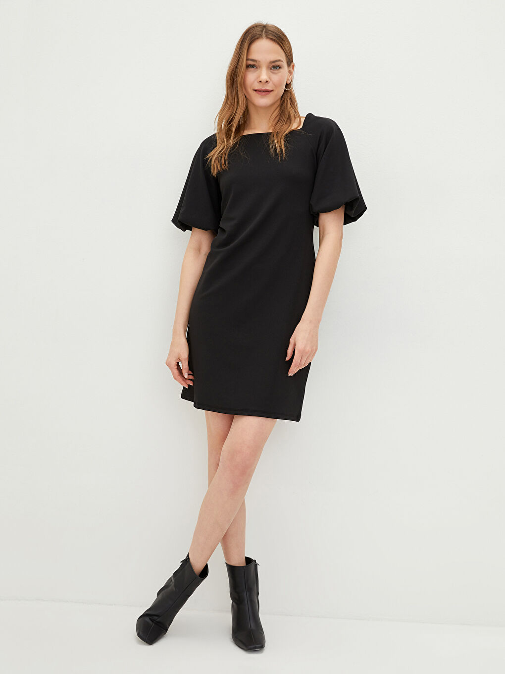 კვადრატული საყელო სწორი მოკლე სახელო ვისკოზის ქალებისთვის ბოდიკონი კაბა-1