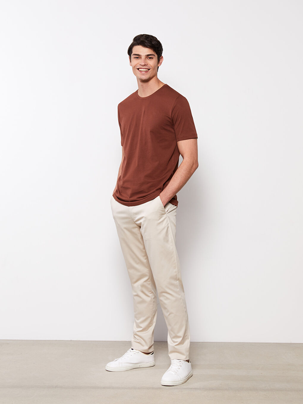 LCWAIKIKI Classic Slim Fit Gabardine Men's Chino Trousers -S2BR65Z8-PVJ