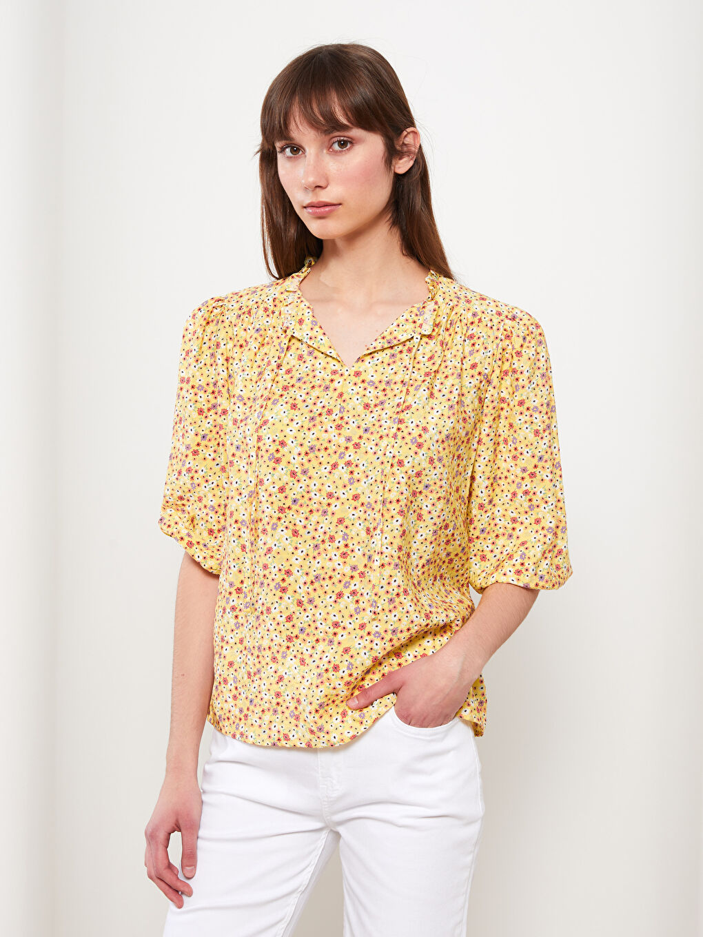 Sarı Bağlamalı Yaka Çiçekli Kadın Bluz-1