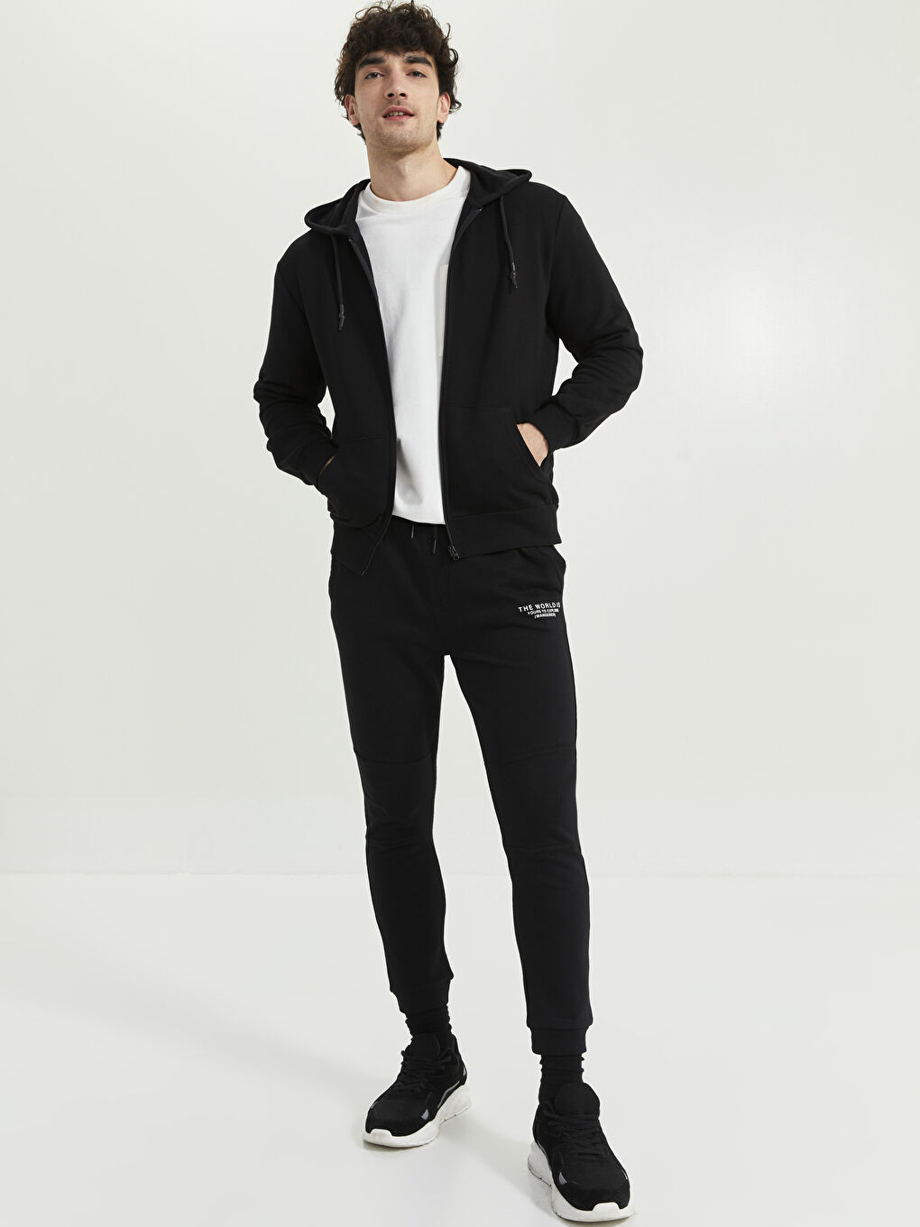 Siyah Standart Kalıp Erkek Eşofman Altı