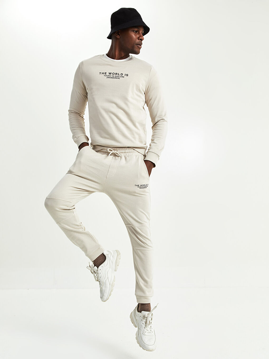 Bej Standart Kalıp Erkek Eşofman Altı