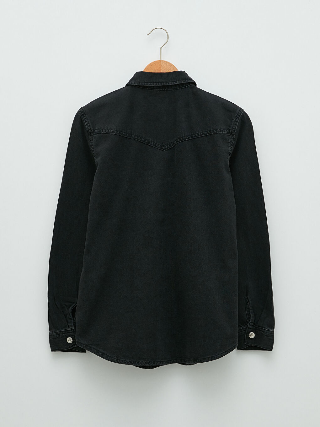 قميص جينز روديو للسيدات بأزرار أمامية وكم طويل مستقيم-6