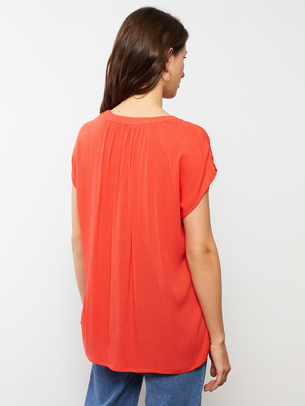 LC Waikiki Crew Neck Straight Short Sleeve Viscose Women's Blouse -S2BS85Z8-GWZ