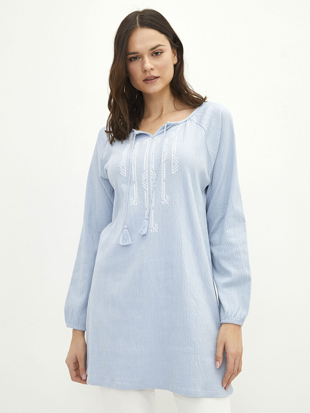 Mavi Bağlamalı Yaka Baskılı Uzun Kollu Kadın Tunik