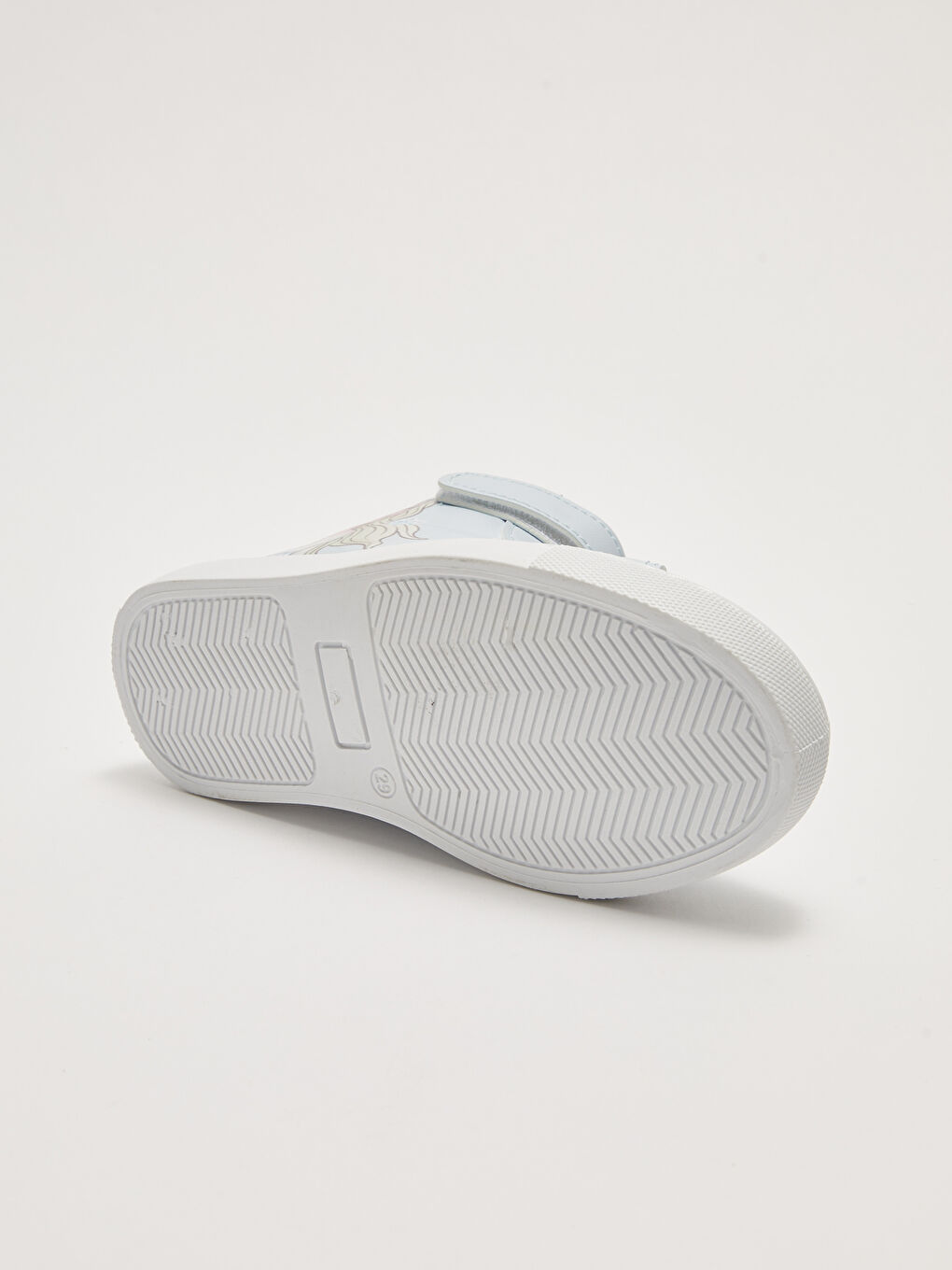 أحذية رياضية برقبة للأطفال البنات مرخصة من Frozen-3