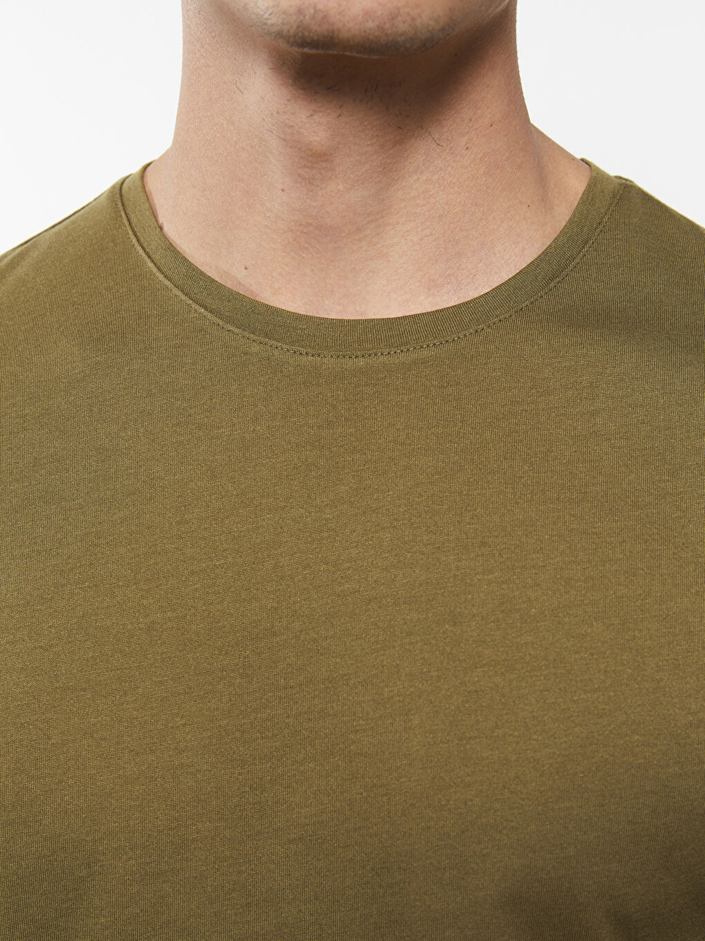 Haki Bisiklet Yaka Kısa Kollu Erkek Tişört-3