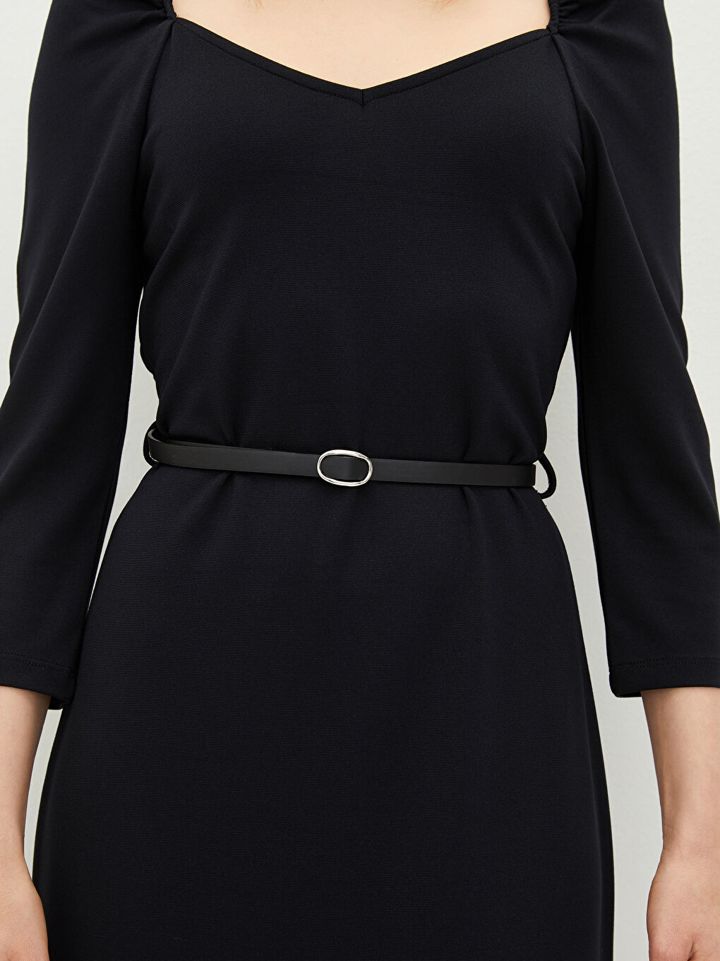 LCWAIKIKI Classic V-Ausschnitt Schlichtes Langarm Figurbetontes Kleid für Damen -S2BU37Z8-CVL