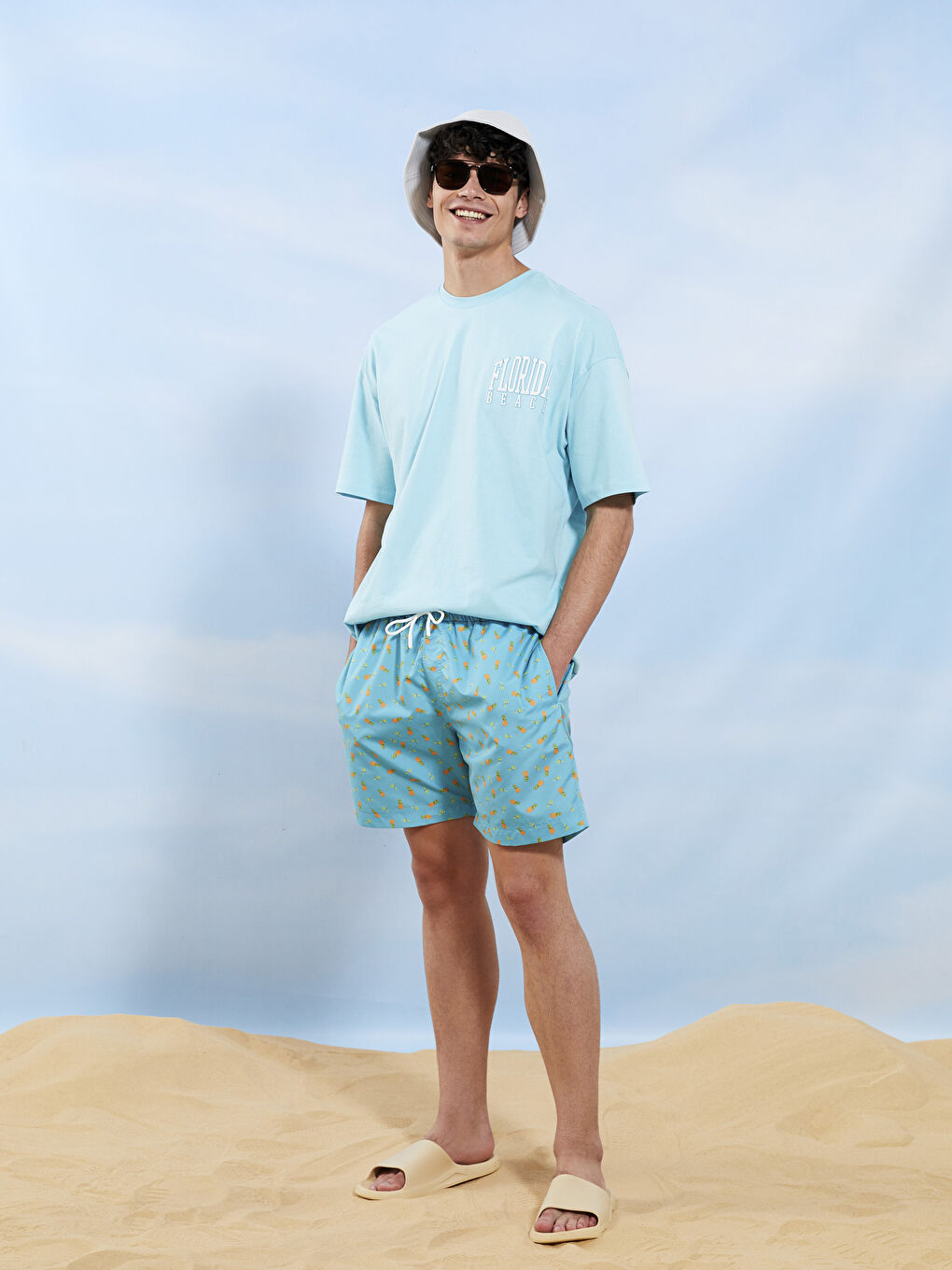 Turkuaz Diz Hizası Boy Desenli Erkek Deniz Şortu-4