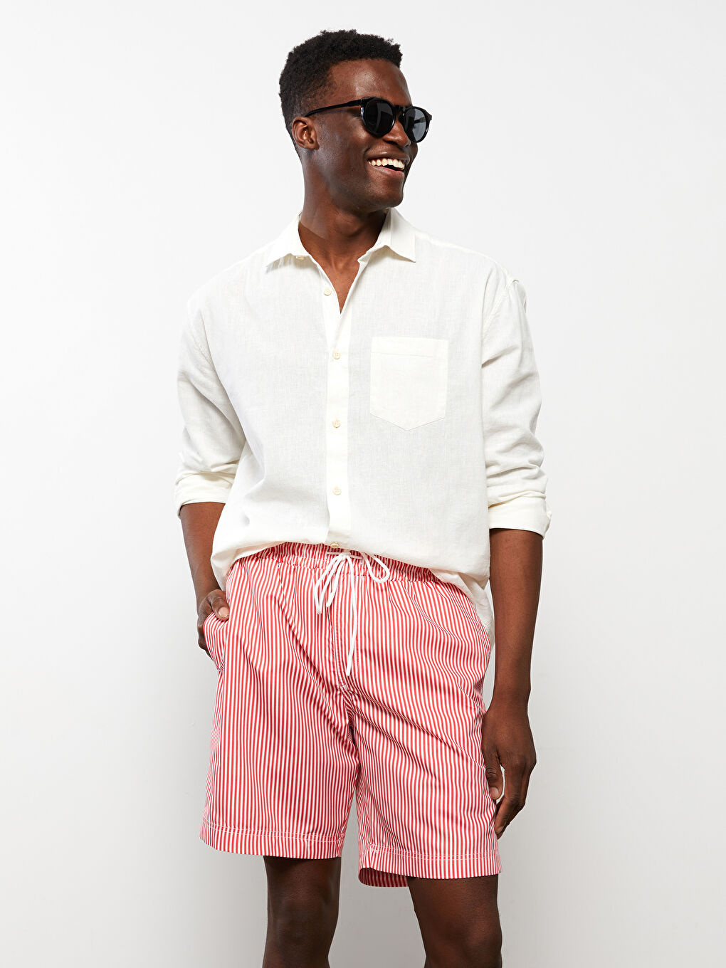 Kırmızı Diz Hizası Boy Çizgili Erkek Deniz Şortu-2