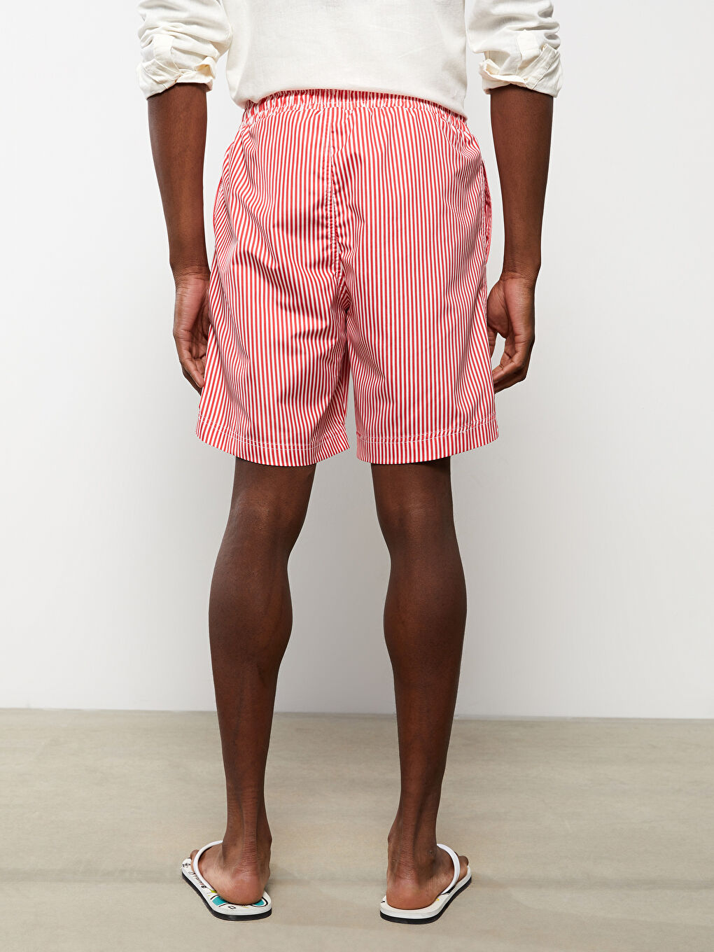 Kırmızı Diz Hizası Boy Çizgili Erkek Deniz Şortu-5