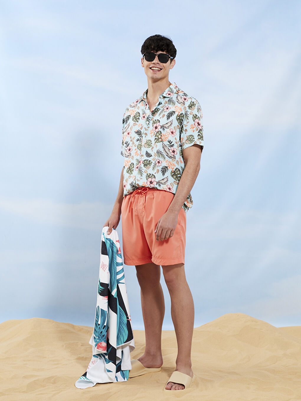 Mercan Kısa Boy Basic Erkek Deniz Şortu