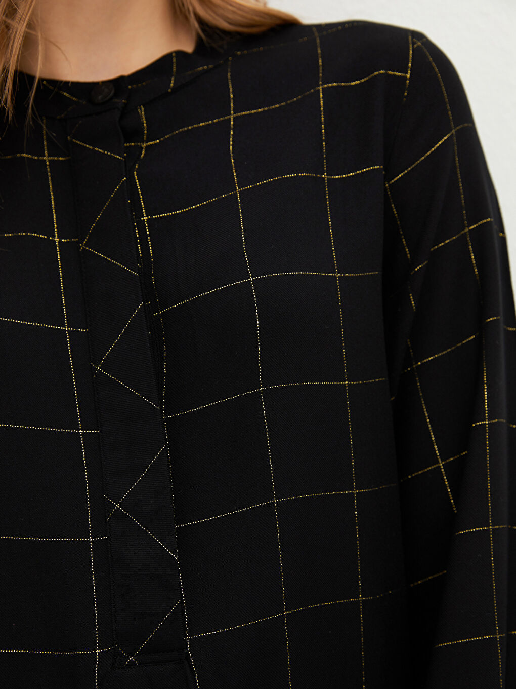 Siyah Bisiklet Yaka Ekose Uzun Kollu Kadın Tunik-2