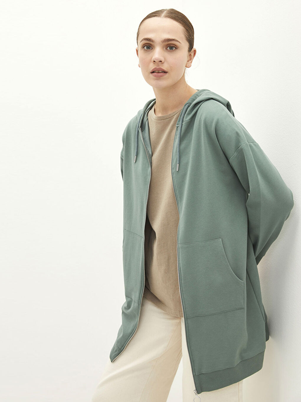 Yeşil Kapüşonlu Düz Uzun Kollu Oversize Kadın Spor Hırka