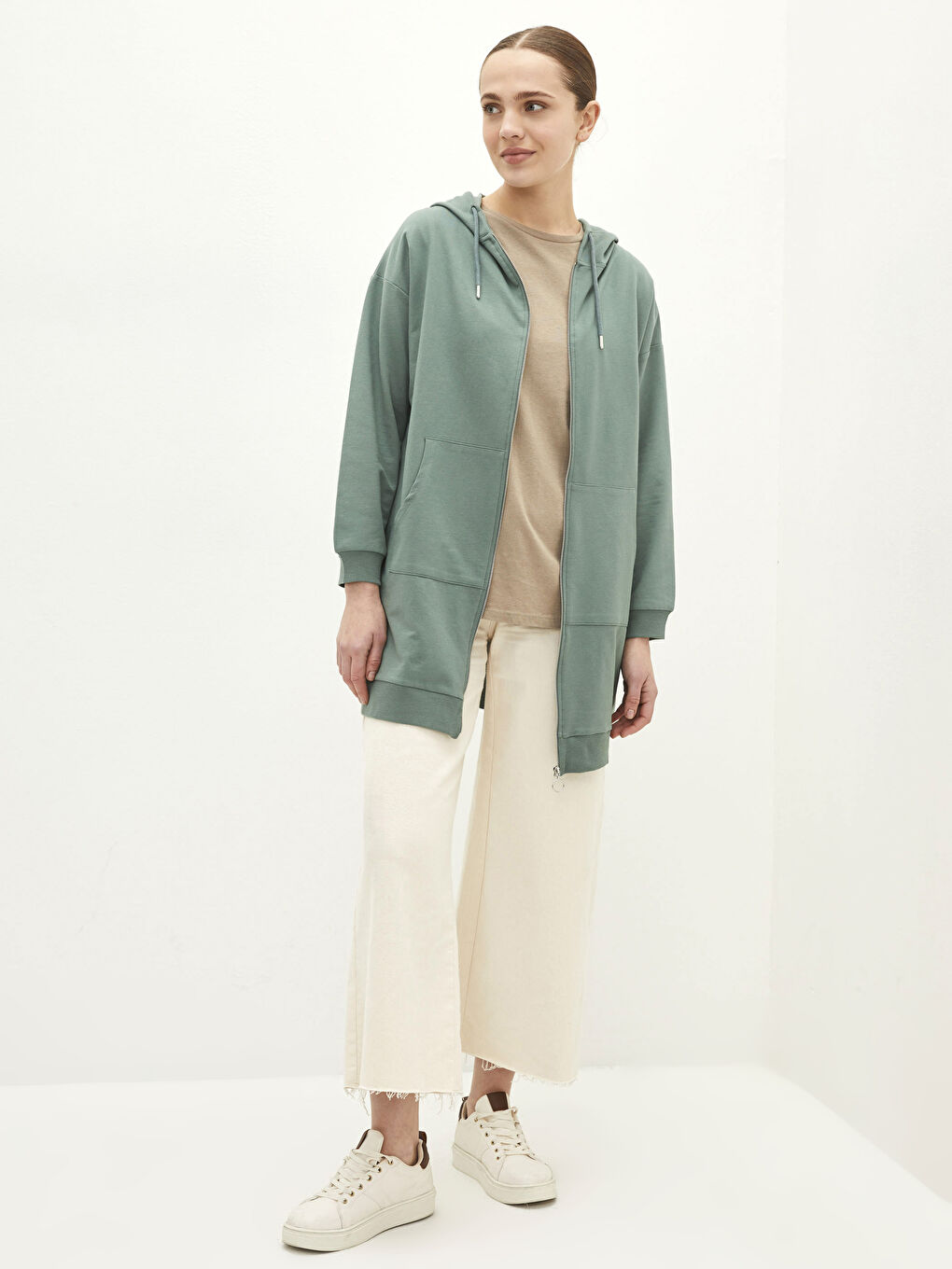 Yeşil Kapüşonlu Düz Uzun Kollu Oversize Kadın Spor Hırka-2