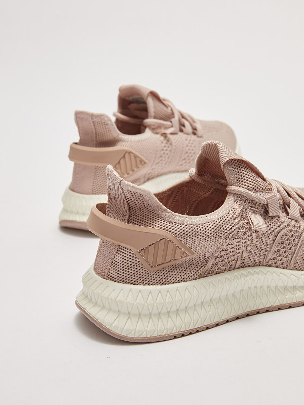 Кроссовки Женские С Деталями Из Сетчатой Ткани На Шнуровке Для Активного Спорта-5